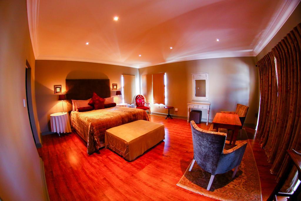 Alabaster Box Guesthouse Langebaan Rum bild